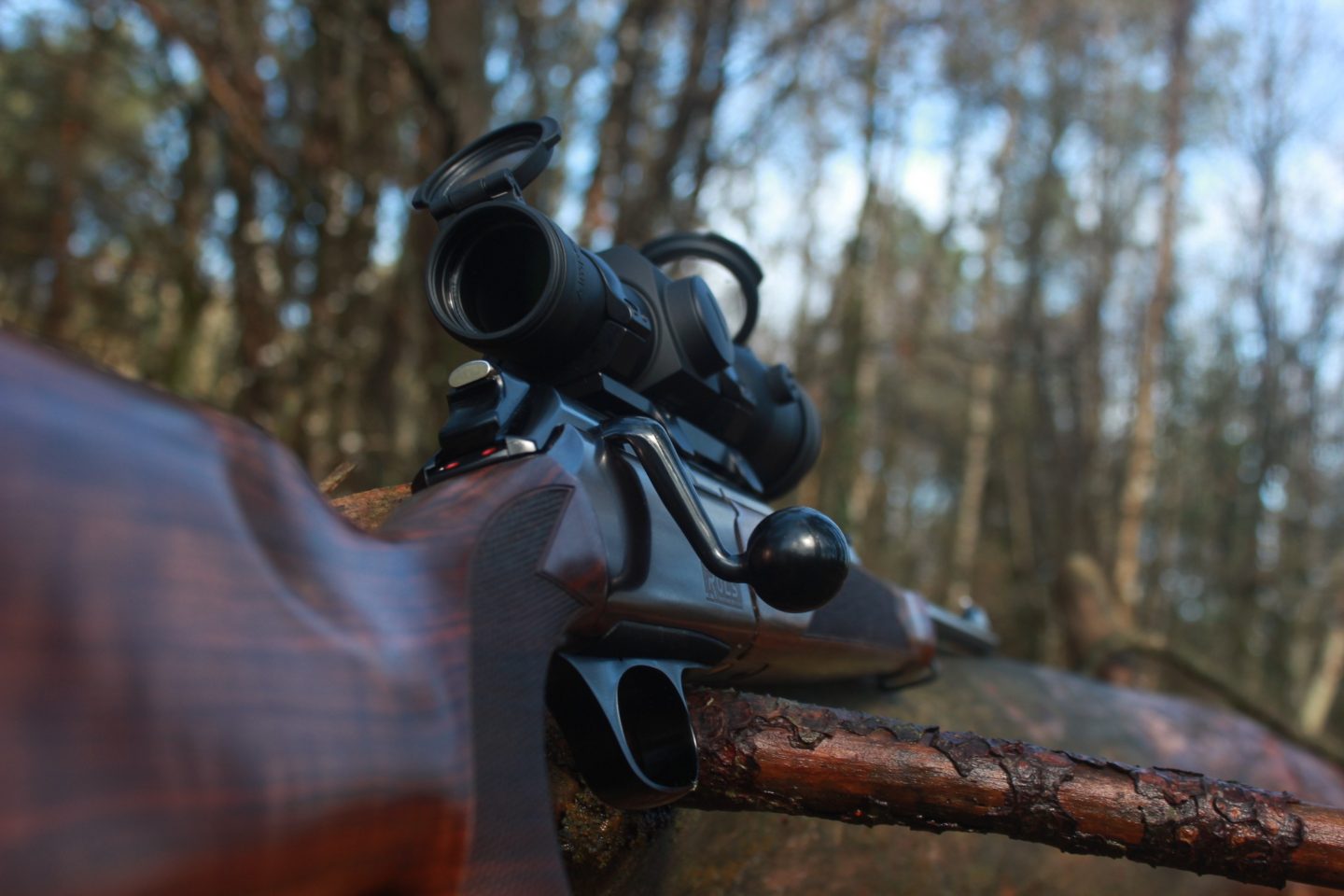 COMMENT MONTER UNE LUNETTE SUR SA CARABINE DE CHASSE. 